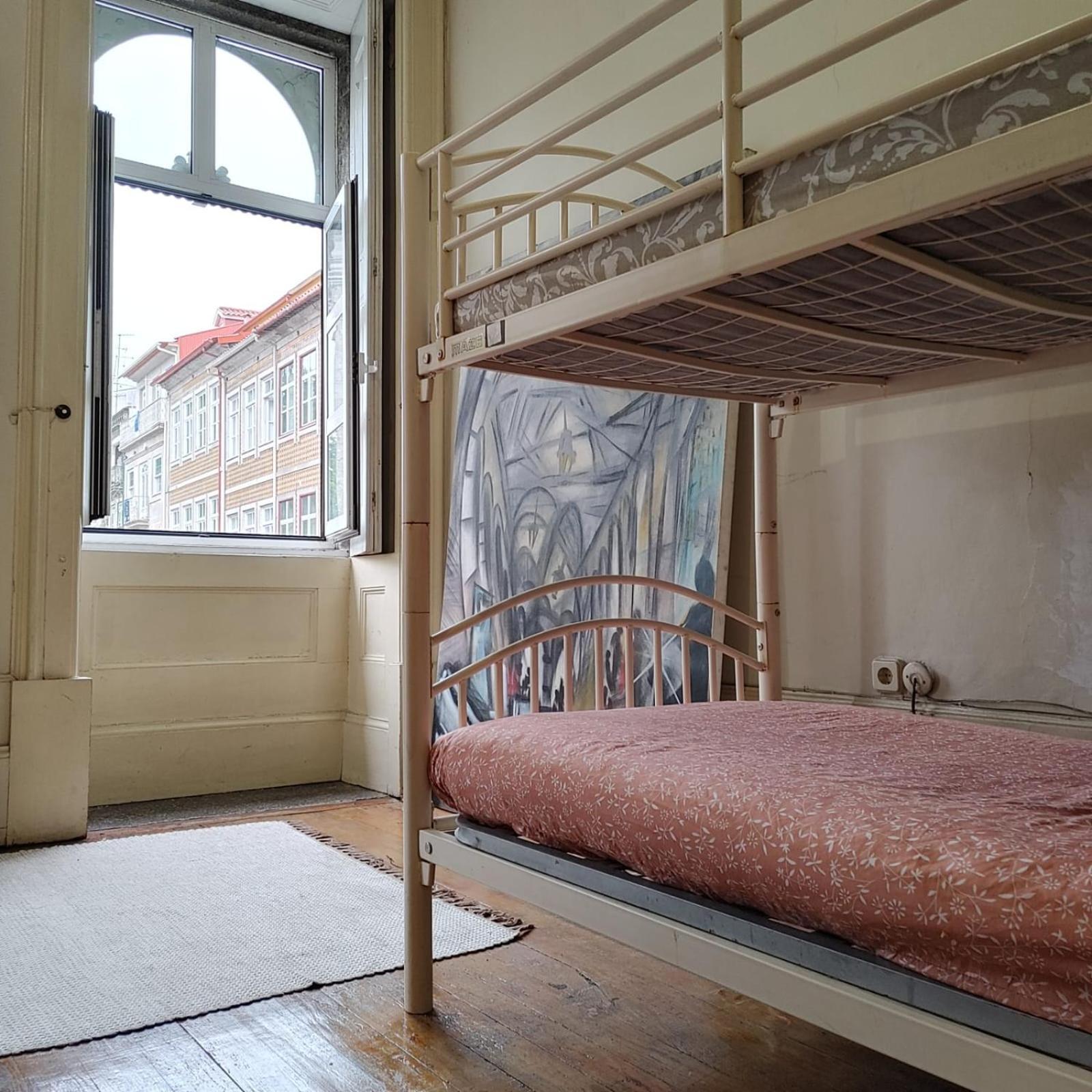 Dans L'Atelier Hostel Unidade Porta Nova Braga Eksteriør billede