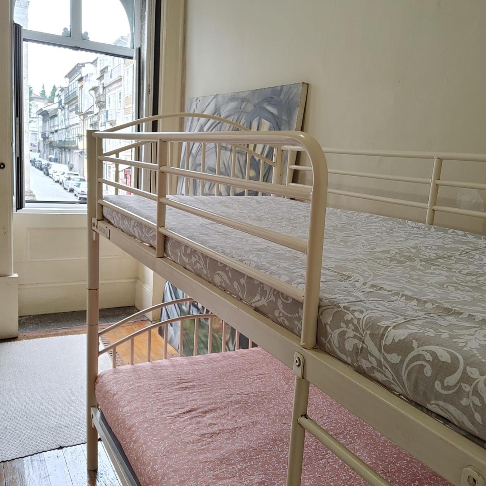 Dans L'Atelier Hostel Unidade Porta Nova Braga Eksteriør billede