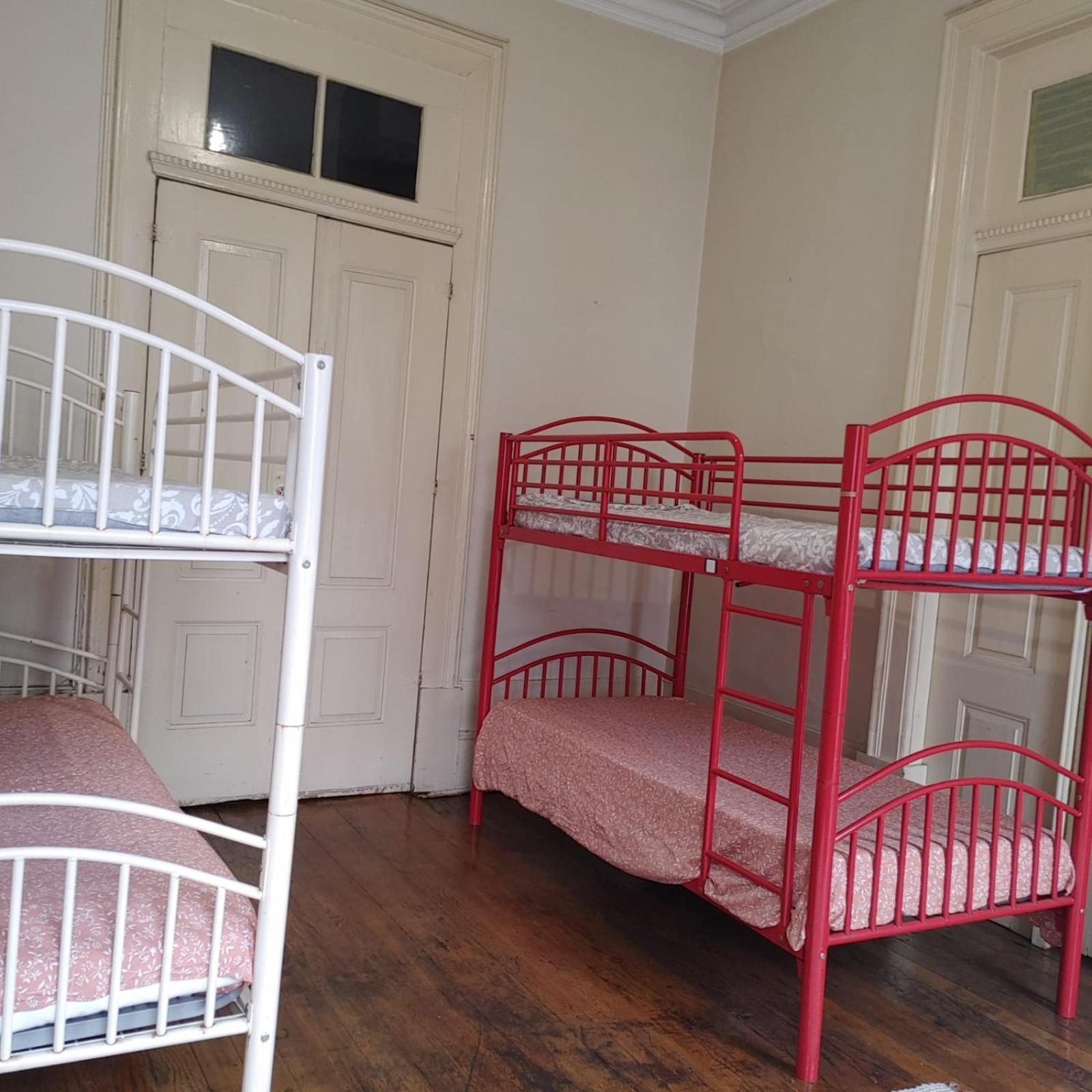 Dans L'Atelier Hostel Unidade Porta Nova Braga Eksteriør billede